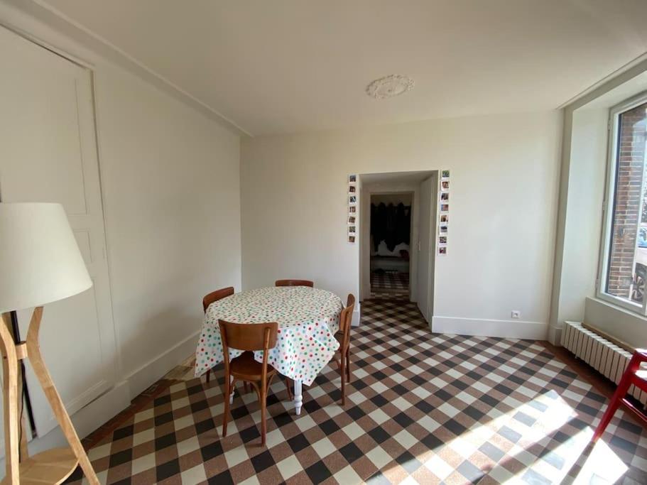 Maison Leocha Sablons-sur-Huisne Екстериор снимка