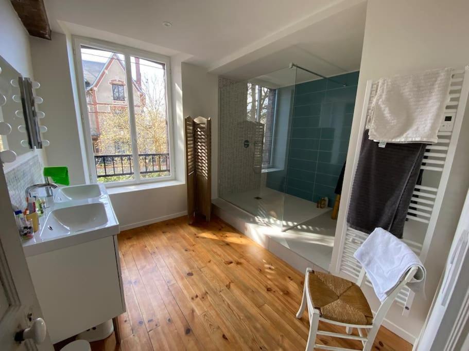 Maison Leocha Sablons-sur-Huisne Екстериор снимка